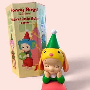 Sonny Angel Santa’s Little Helper Christmas Series - Lop Ear Rabbit 🐰